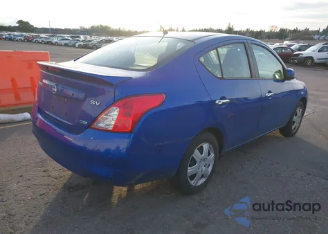 2013 Nissan Versa 1.6 Sv z USA, uszkodzony, nr VIN 3N1CN7AP7DL832417